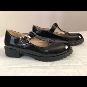 Patent Leather Mary Janes Black Never Worn W7